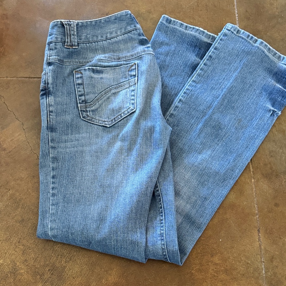 Classic Light Blue Women’s Jeans